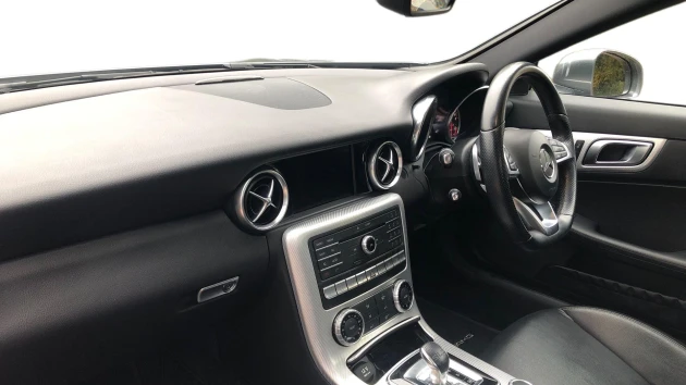 Mercedes-Benz SLC Listing Image