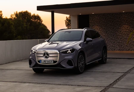 THE NEW ALL-ELECTRIC MERCEDES-BENZ GLC.