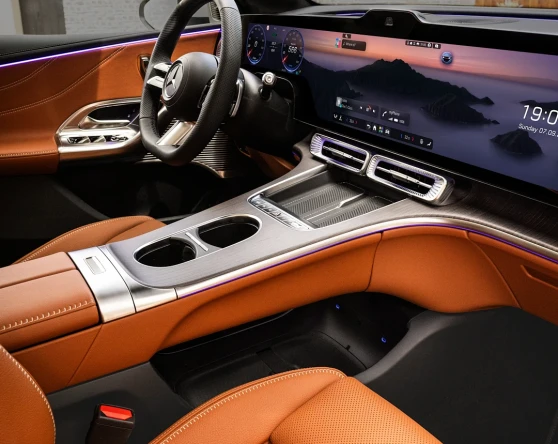 THE NEW ALL-ELECTRIC MERCEDES-BENZ GLC. Image 6