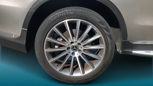 Mercedes-Benz GLC Listing Image