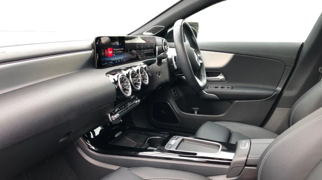 Mercedes-Benz CLA Listing Image