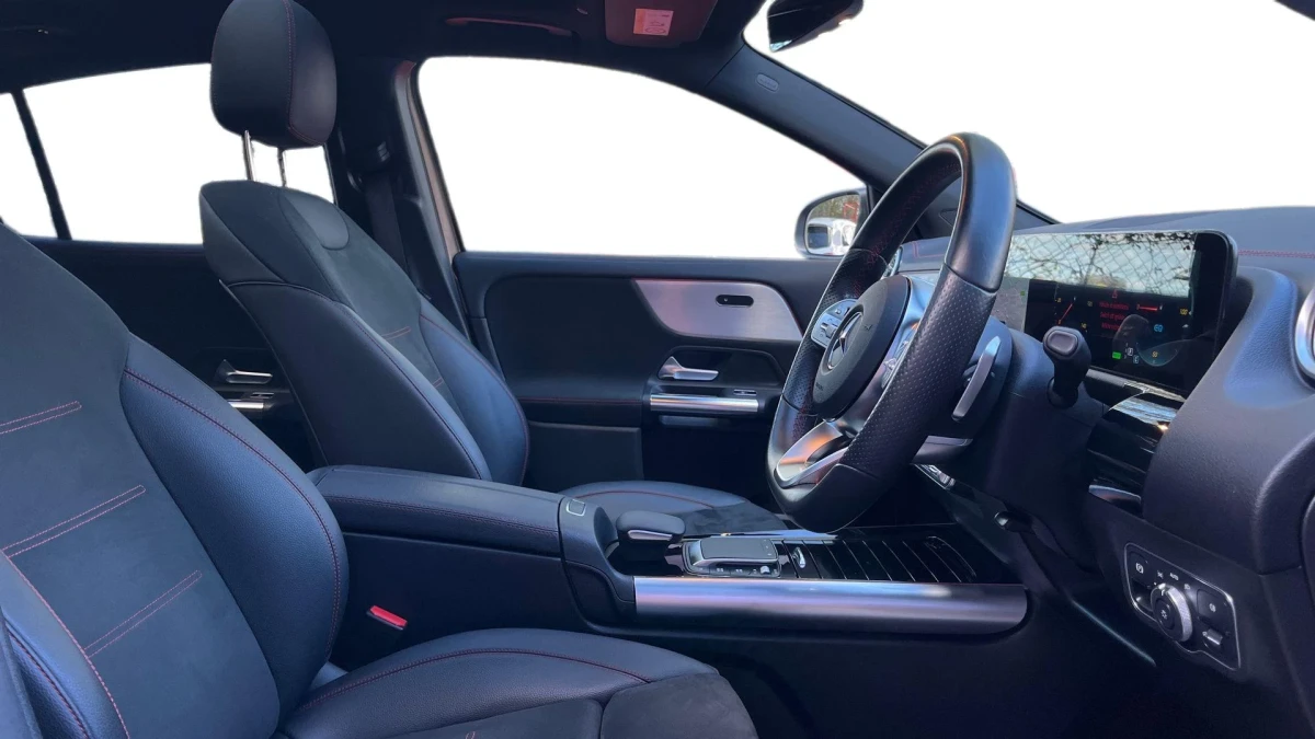 Mercedes-Benz EQA Image 3