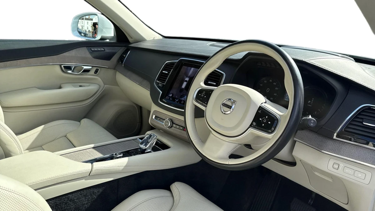 Volvo XC90 Image 3
