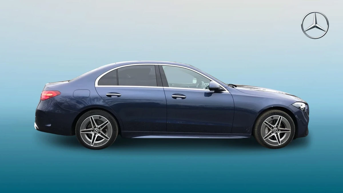 Mercedes-Benz C-Class Image 4