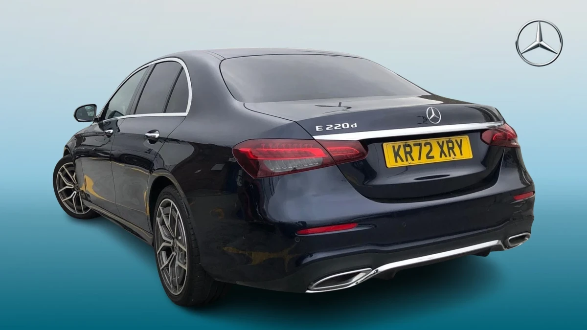 Mercedes-Benz E-Class Image 2