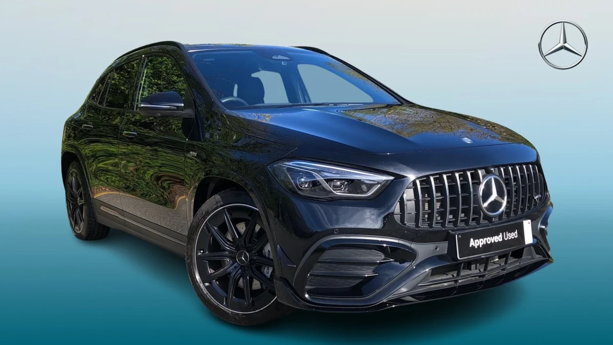 Mercedes-Benz GLA Image 1