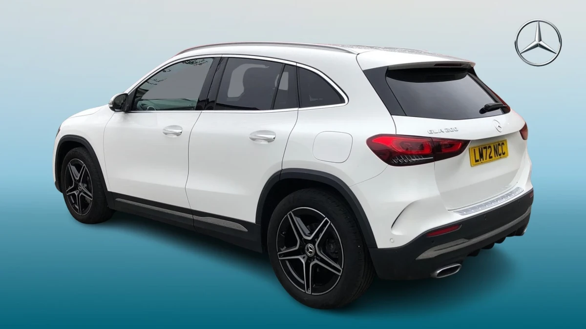 Mercedes-Benz GLA Image 2