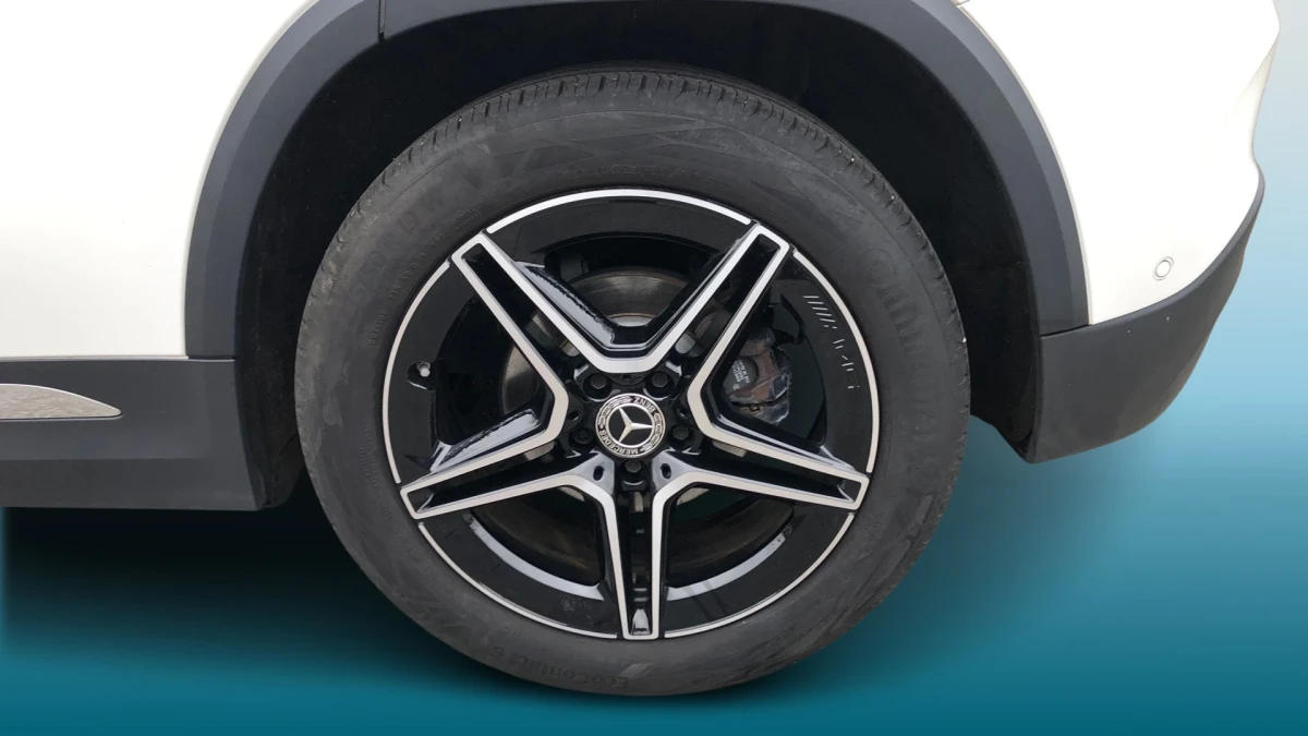 Mercedes-Benz GLA Image 5