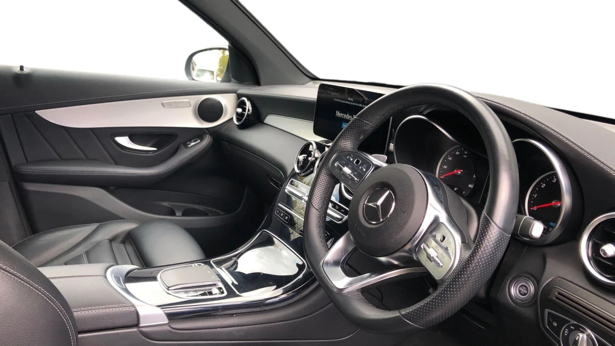 Mercedes-Benz GLC Image 3