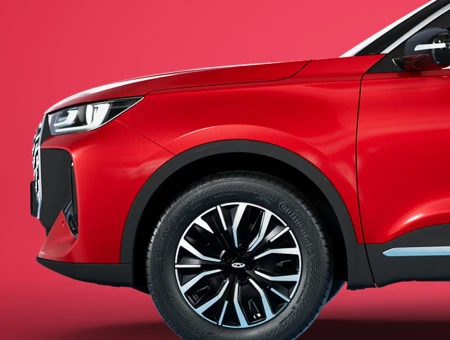 Striking 18" Alloy Wheels