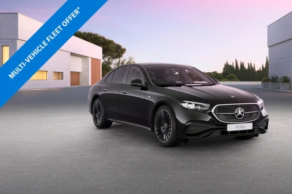 The E-Class 300 e Urban Edition Saloon with metallic paint*.