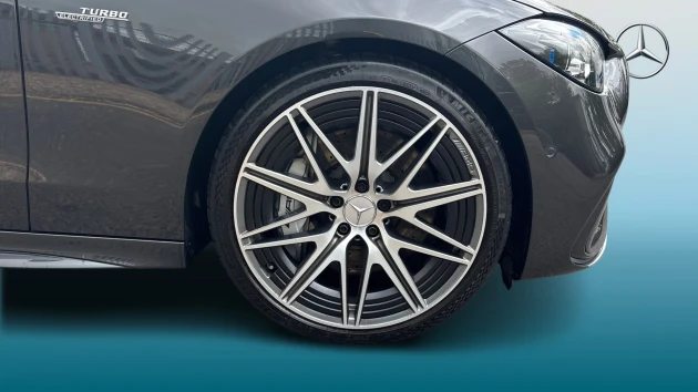 Mercedes-Benz C-Class Listing Image