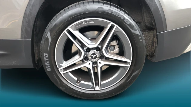 Mercedes-Benz GLB Listing Image