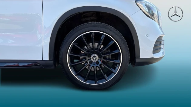 Mercedes-Benz GLA Listing Image