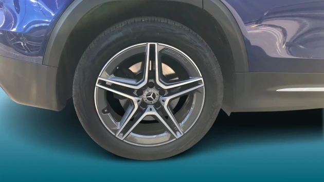 Mercedes-Benz GLB Listing Image