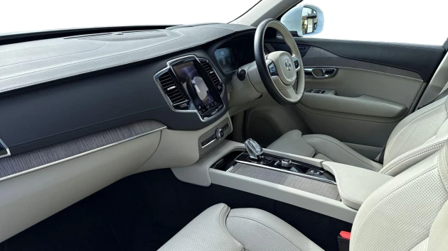 Volvo XC90 Listing Image