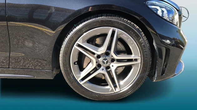 Mercedes-Benz C-Class Listing Image
