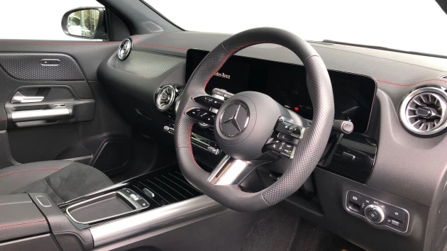Mercedes-Benz EQA Listing Image
