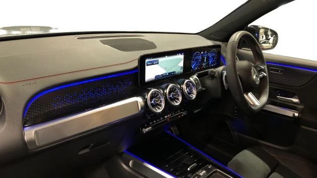 Mercedes-Benz EQB Listing Image