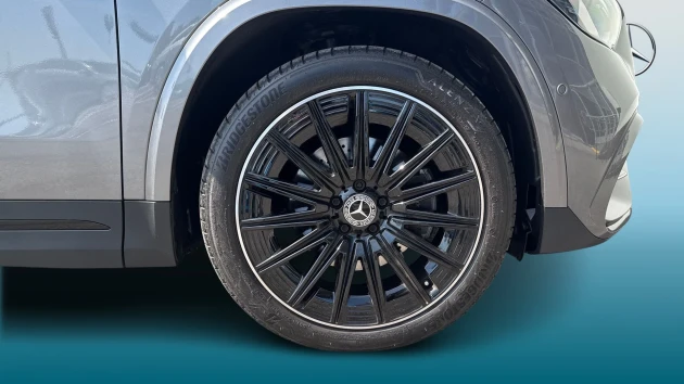 Mercedes-Benz GLA Listing Image