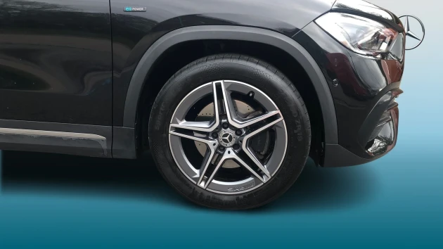 Mercedes-Benz GLA Listing Image