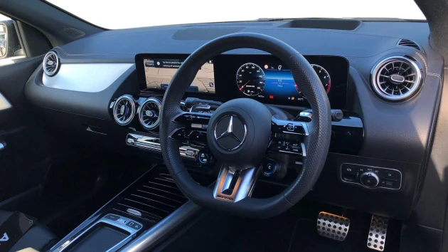 Mercedes-Benz GLA Listing Image