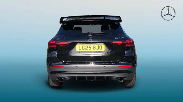 Mercedes-Benz GLA Listing Image