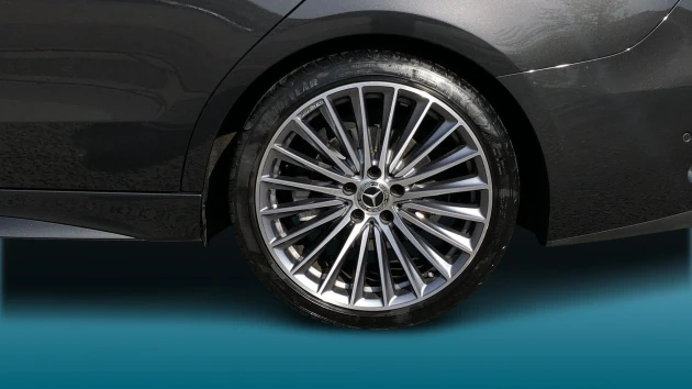 Mercedes-Benz C-Class Listing Image