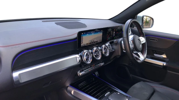 Mercedes-Benz EQB Listing Image