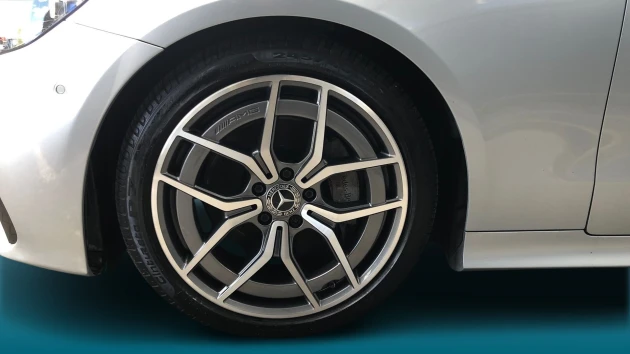 Mercedes-Benz E-Class Listing Image