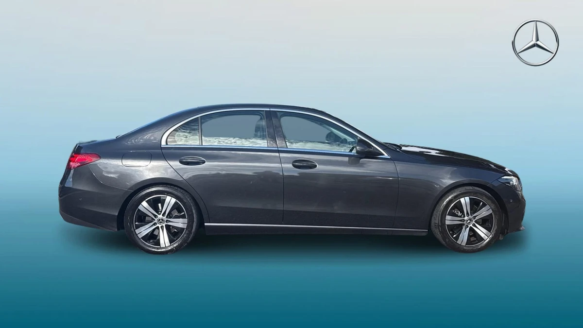Mercedes-Benz C-Class Image 4