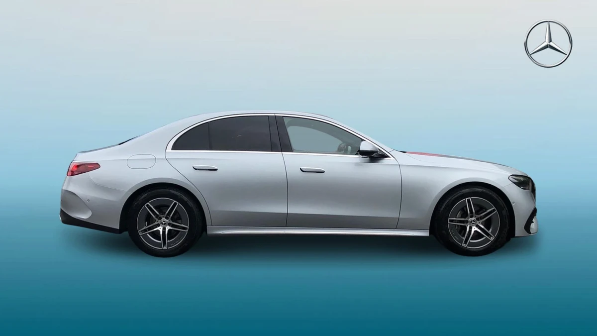 Mercedes-Benz E-Class Image 4