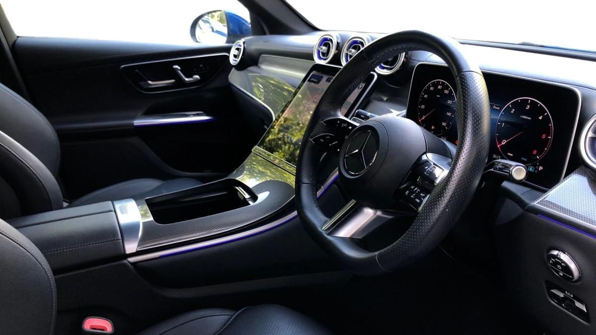 Mercedes-Benz GLC Image 3