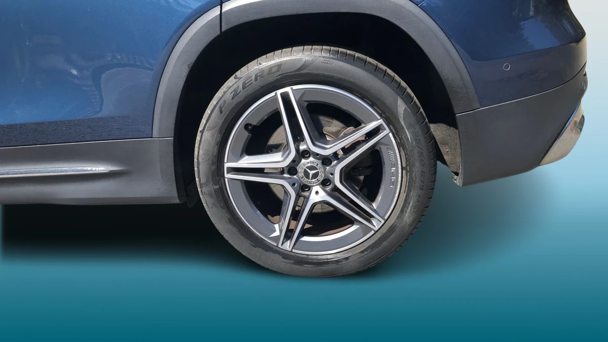 Mercedes-Benz GLB Image 5