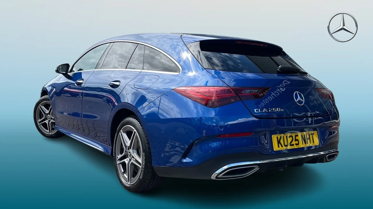 Mercedes-Benz CLA Image 2