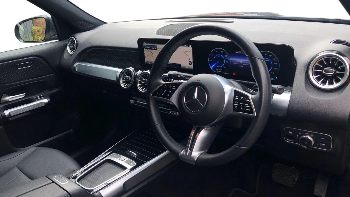 Mercedes-Benz EQB Image 3