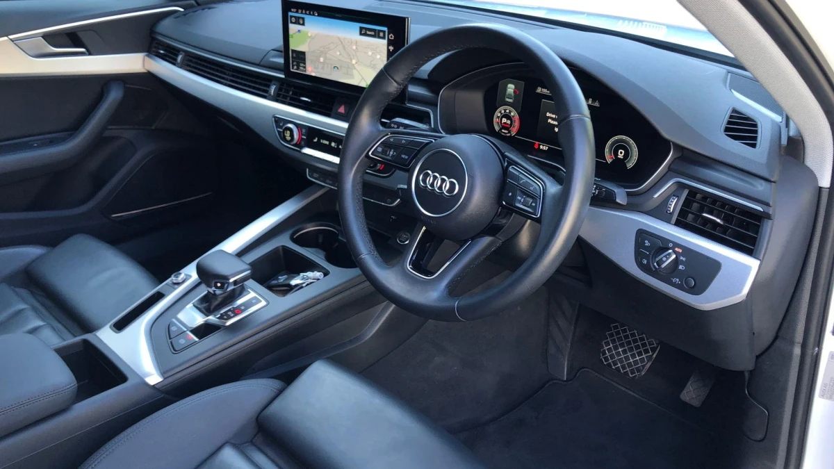 Audi A4 Image 3