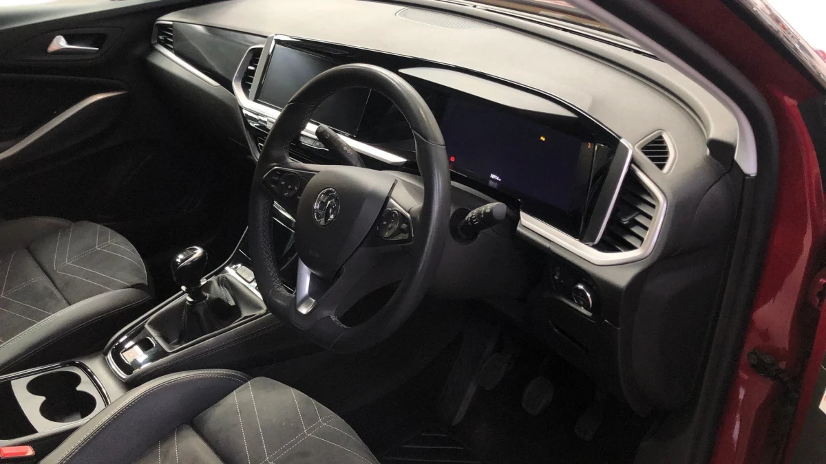 Vauxhall Grandland Image 3