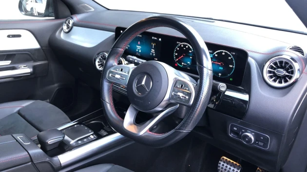 Mercedes-Benz EQA Listing Image