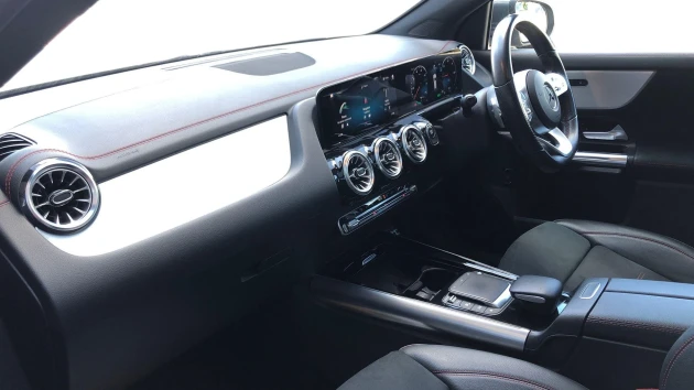 Mercedes-Benz EQA Listing Image