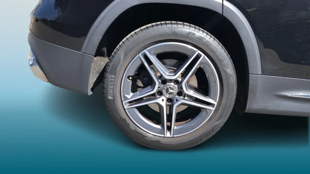 Mercedes-Benz GLB Listing Image