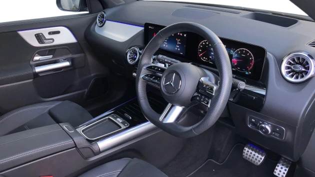 Mercedes-Benz GLA Listing Image