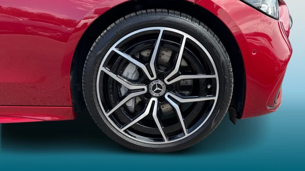 Mercedes-Benz C-Class Listing Image