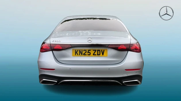 Mercedes-Benz E-Class Listing Image