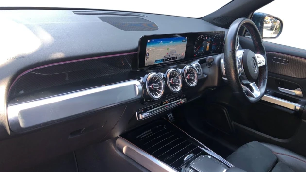 Mercedes-Benz GLB Listing Image