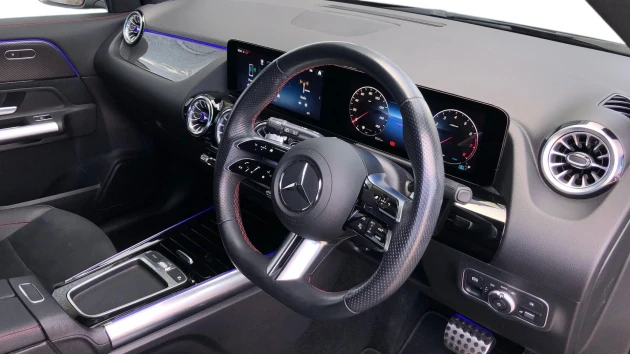 Mercedes-Benz GLA Listing Image