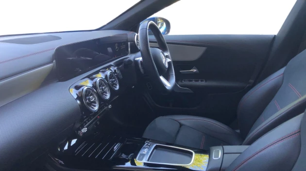Mercedes-Benz CLA Listing Image