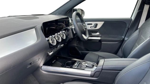 Mercedes-Benz GLA Listing Image