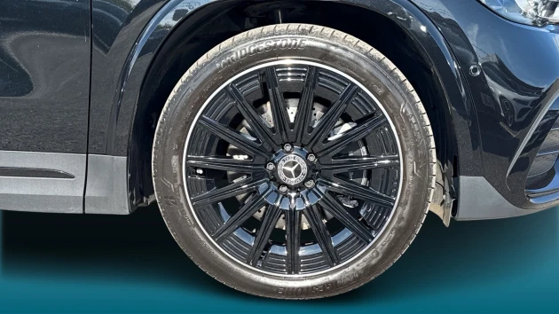 Mercedes-Benz GLA Listing Image