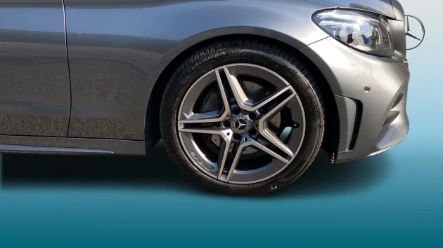Mercedes-Benz C-Class Listing Image